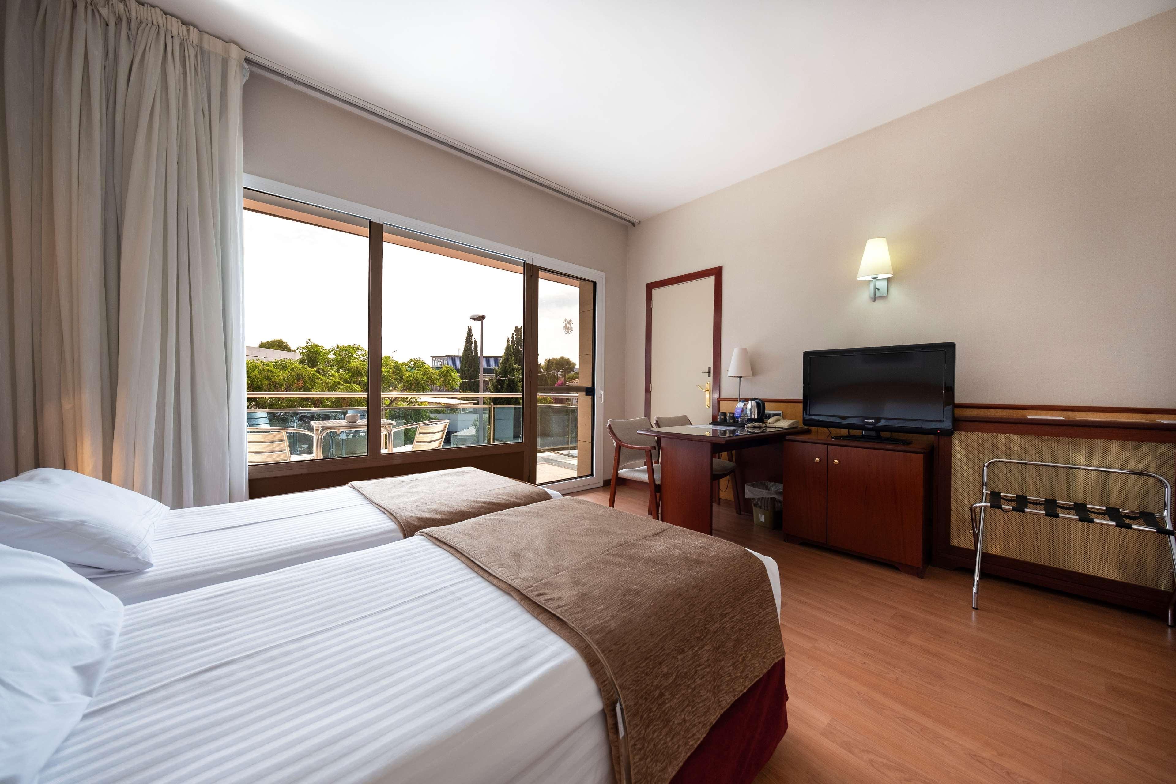 Best Western Hotel Mediterraneo Castelldefels Extérieur photo