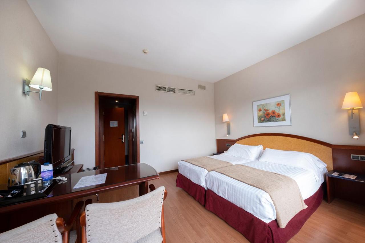 Best Western Hotel Mediterraneo Castelldefels Extérieur photo